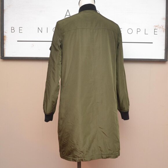 Michael Kors Women's Lined Trench Coat Pre Owned Excellent Condition MED - Picture 4 of 7